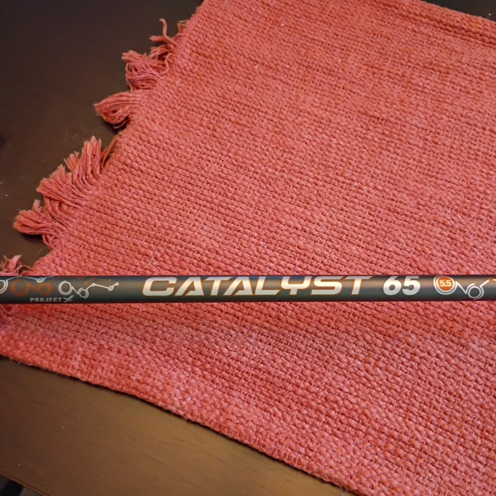 Callaway Mavrik 20 Degree Hybrid Club With Head Cover And Newer Grip.